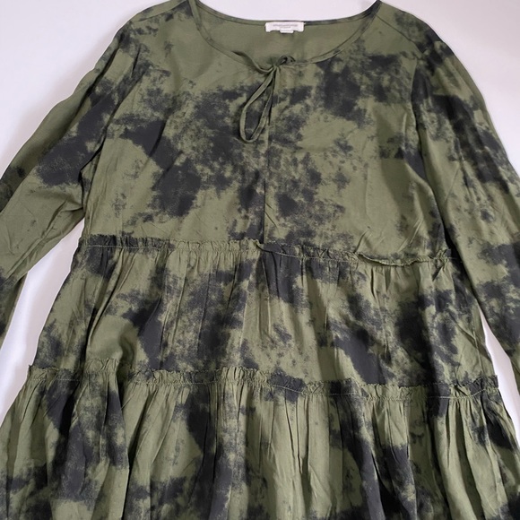 beachlunchlounge Tops - Beach lunch lounge size large wonderful hippy shirt.